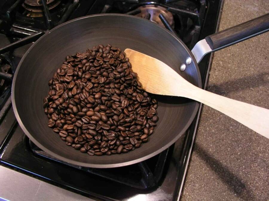 How to roast coffee yourself at home