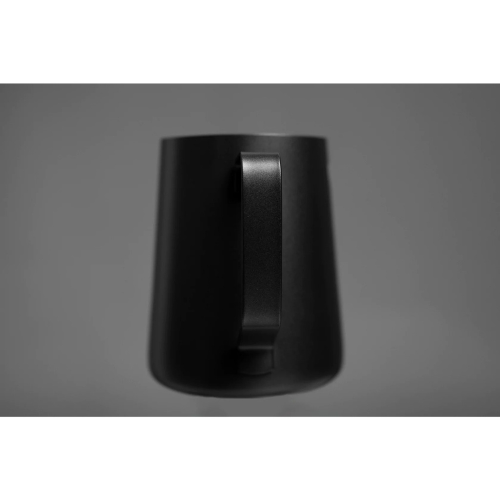 Milk jug – matte black stainless steel – 600 ml