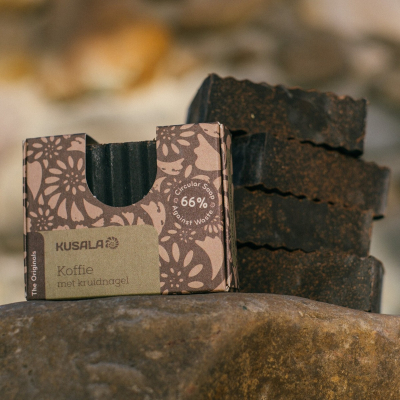 Circular Coffee Soap - Coffee and Clove - against waste