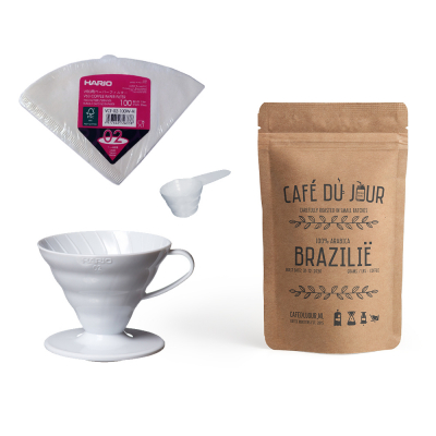 Hario V60 starter pack - dripper, measuring spoon, filters and coffee - 2 to 4 cups