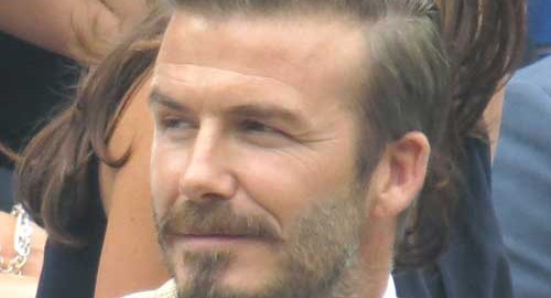 Beckham treats people to: coffee!